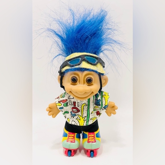 Vintage Roller Skating Troll Blue Hair Retro Blades 5” Doll Inline Nostalgia - Picture 1 of 8